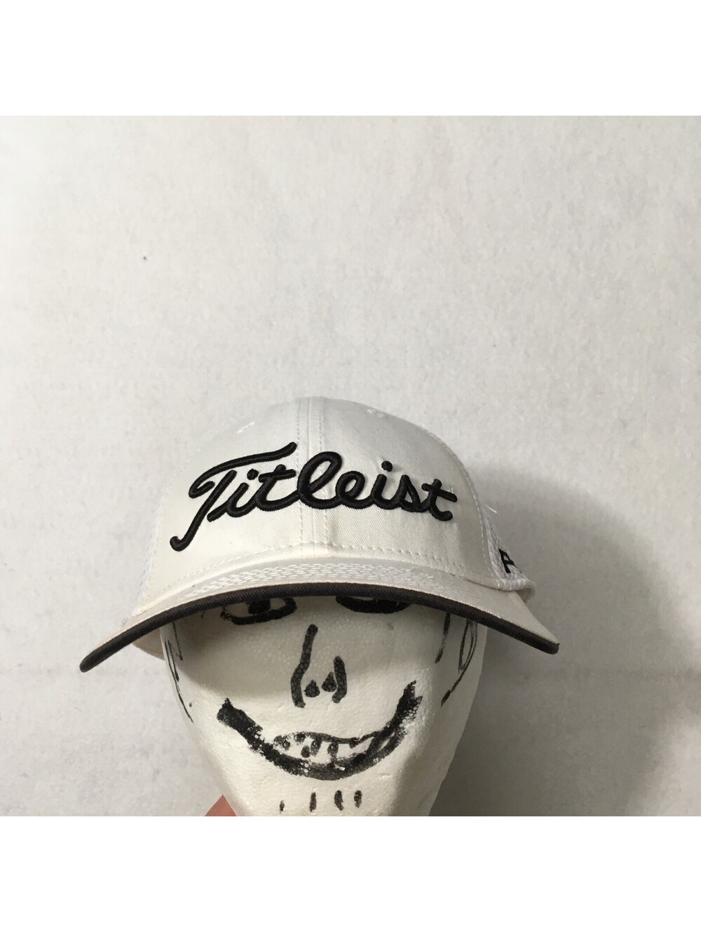 Titleist Pro-V1 Foot Joy New Era 3D Letters Spell-out WHITE Flex-fit Sz Med-Lg